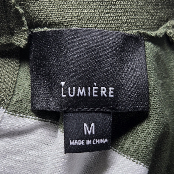 LUMIÈRE Striped Knit Tie-Back Sweater - Medium - Picture 4 of 4